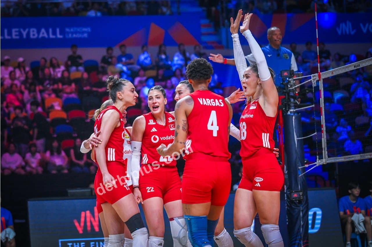 A Milli Kadın Voleybol Takımı, Milletler Ligi’nde şampiyon oldu