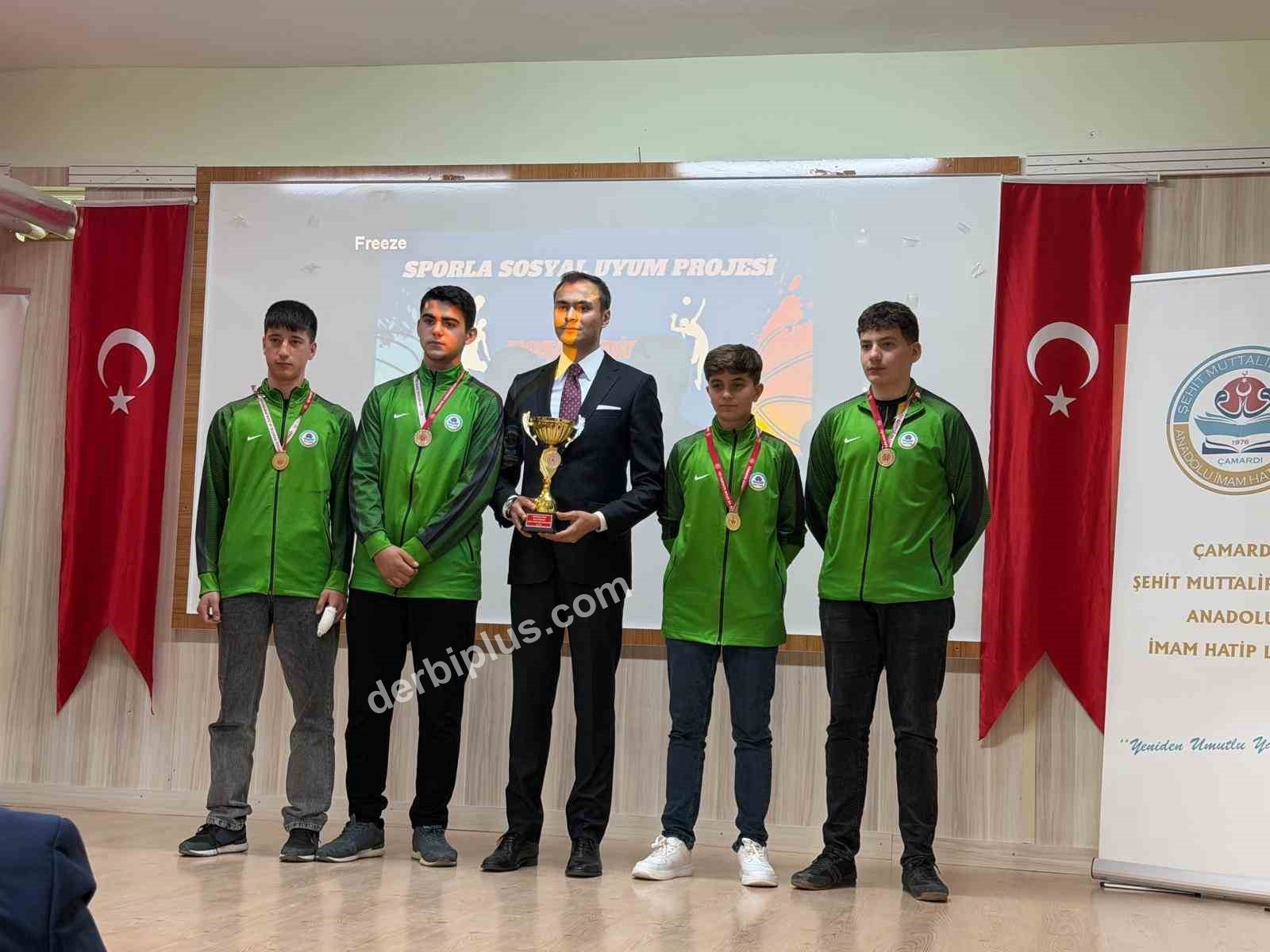Çamardı’nda Sporla Sosyal Uyum Projesi’nde anlamlı buluşma