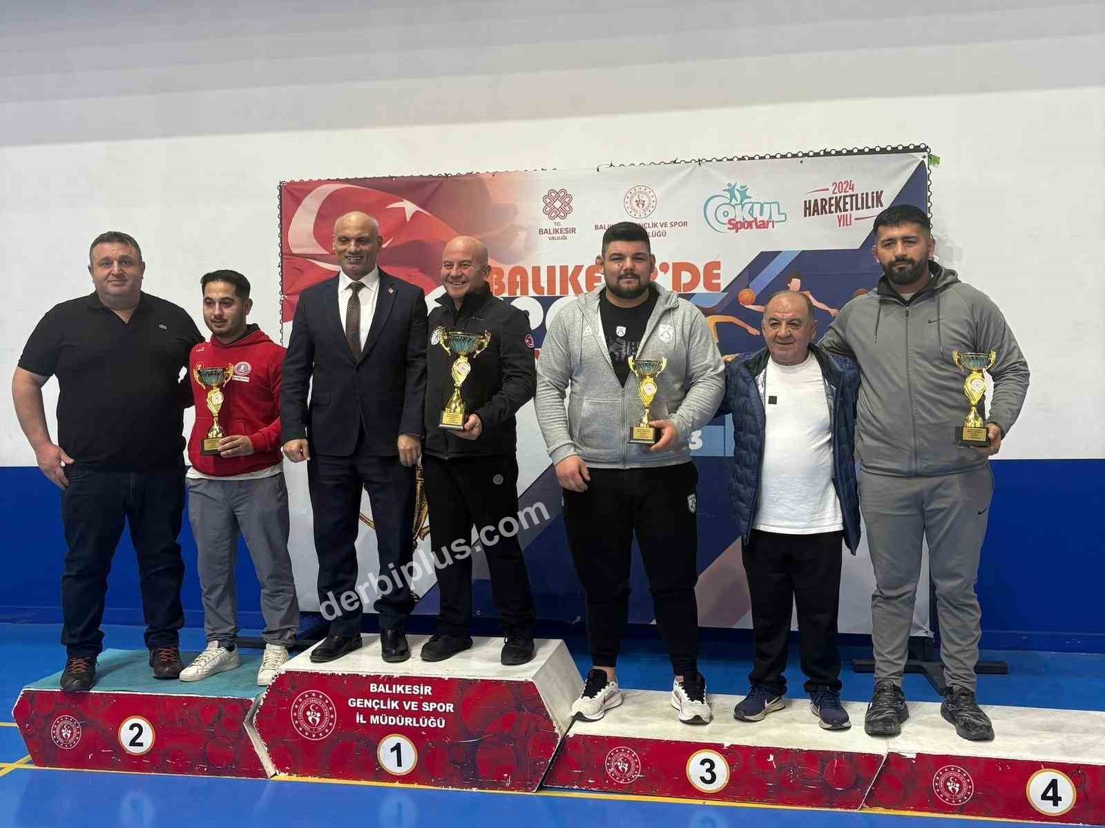 TÜRKİYE GÜREŞ FEDERASYONU İLE GENÇLİK VE SPOR BAKANLIĞI TARAFINDAN ORGANİZE EDİLEN OKUL SPORLARI TURNUVALARI KAPSAMINDA BALIKESİR BÜYÜKŞEHİR BELEDİYESİ SPORCULARI GÜREŞ VE JUDODA KAZANDIKLARI 18 MADALYA İLE DİKKAT ÇEKTİ.