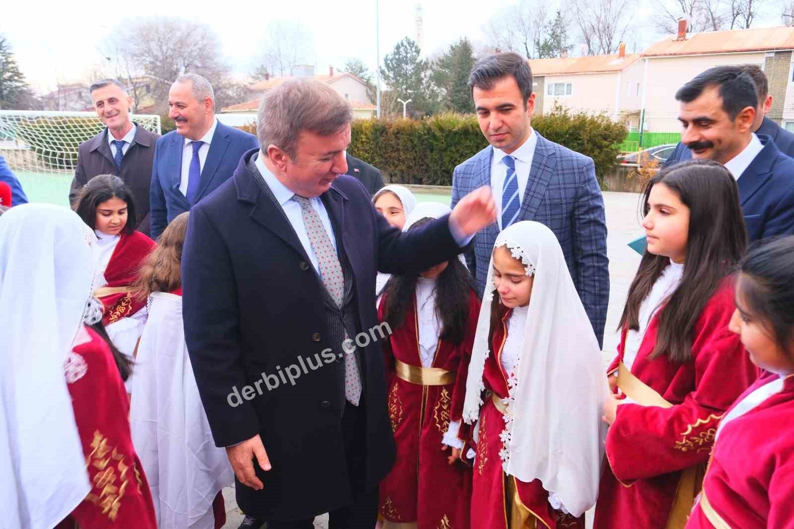 DEĞER ERZİNCAN SPOR KULÜPLERİ 20’YE ULAŞTI: HEDEF 5 BİN ÖĞRENCİ