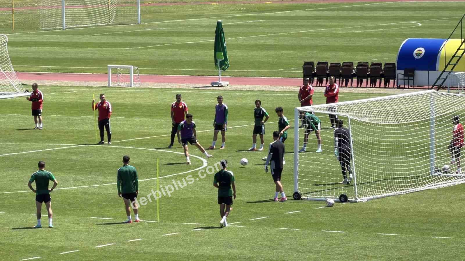 Esenler Erokspor yeni sezon hazırlıklarını Düzce’de sürdürüyor