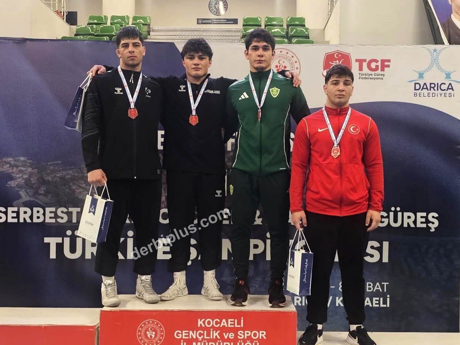 Grekoromende Denizlili genç Türkiye şampiyonu oldu