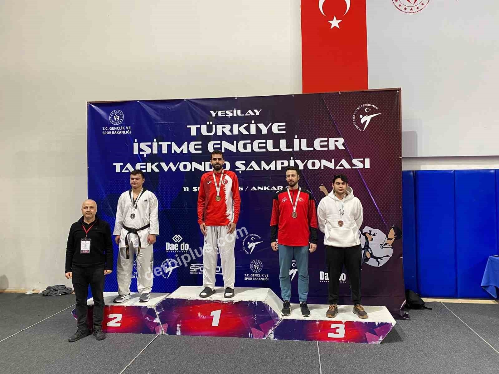 İŞİTME ENGELLİER TÜRKİYE TAEKWONDO ŞAMPİYONASI'NDA KAYSERİ TAKIMI, İLK KEZ KULÜP DÜZEYİNDE ŞAMPİYONLUK ELDE ETTİ.
