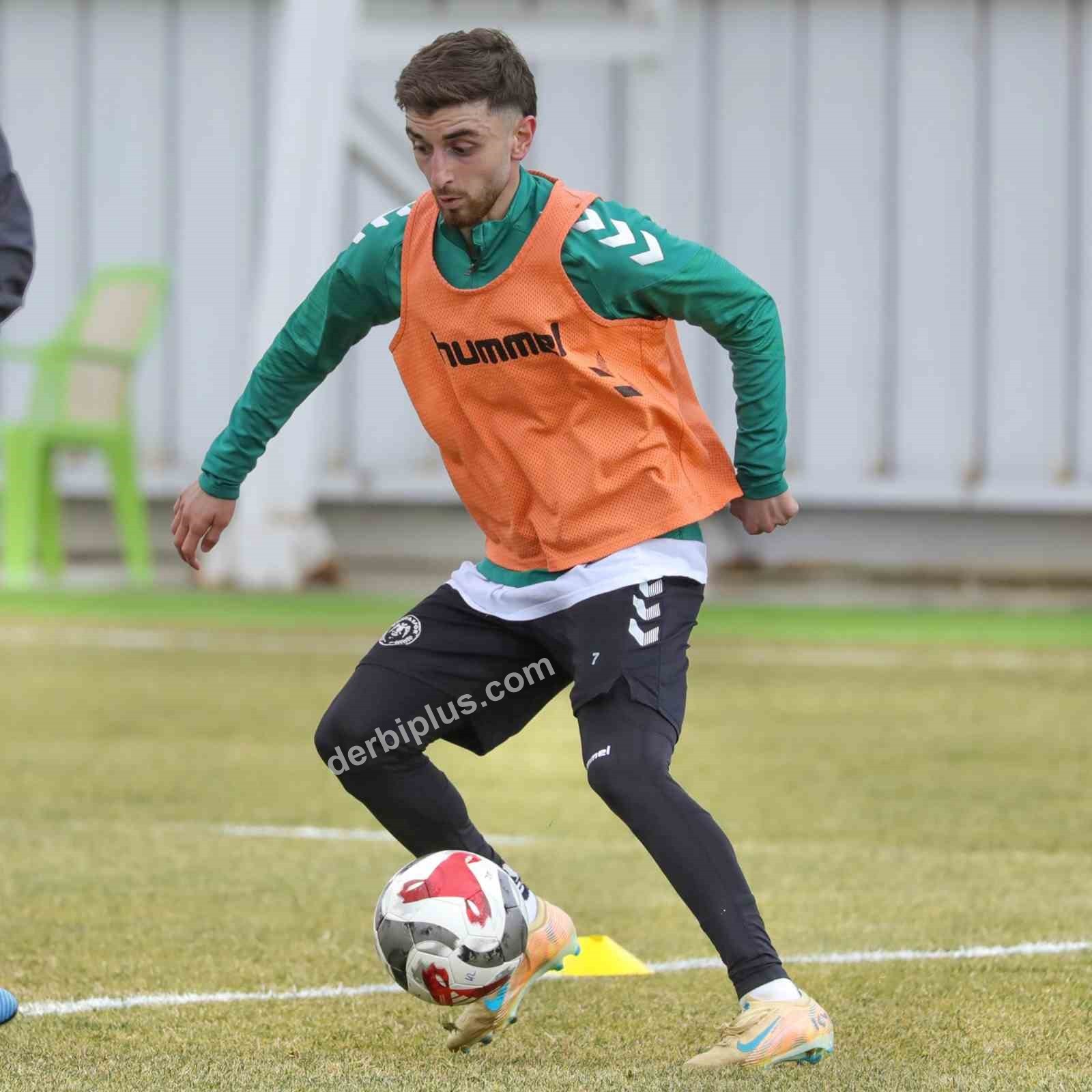 KONYASPOR, TRENDYOL SÜPER LİG’İN 21. HAFTASINDA CORENDON ALANYASPOR'A KONUK OLACAĞI MAÇIN HAZIRLIKLARINA BAŞLADI.