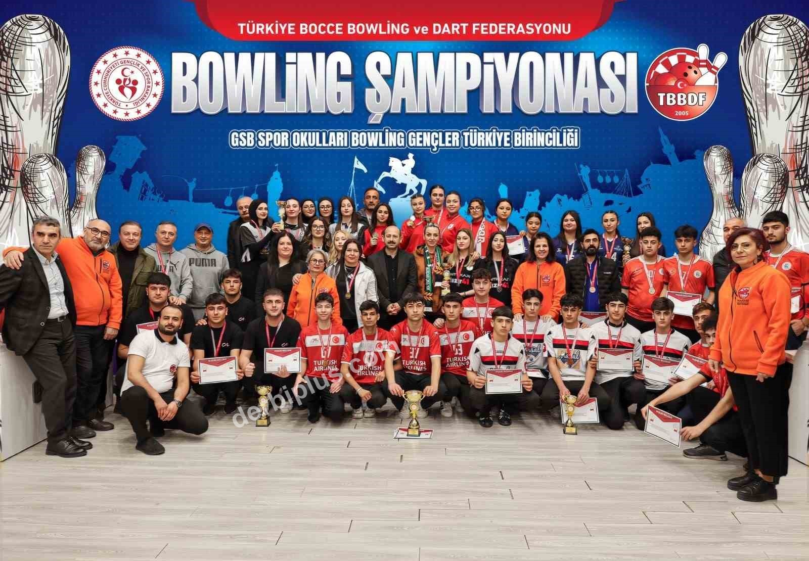 SAMSUN’DA 5–8 ŞUBAT TARİHLERİ ARASINDA DÜZENLENEN OKUL SPORLARI BOWLİNG TÜRKİYE ŞAMPİYONASI’NDA, ALAÇAM ŞADİYE MUZAFFER TURHAN ANADOLU LİSESİ GENÇ KIZ TAKIMI 2026 YILINDA DA TÜRKİYE ŞAMPİYONU OLARAK ÜST ÜSTE ÜÇÜNCÜ KEZ ZİRVEDE YER ALDI.