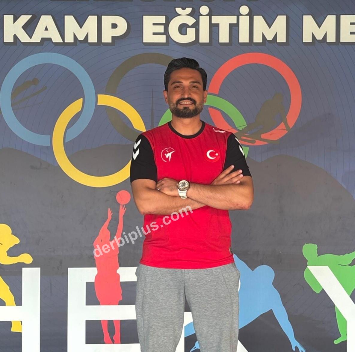 Taekwondo antrenörü Türkoğlu’na milli görev