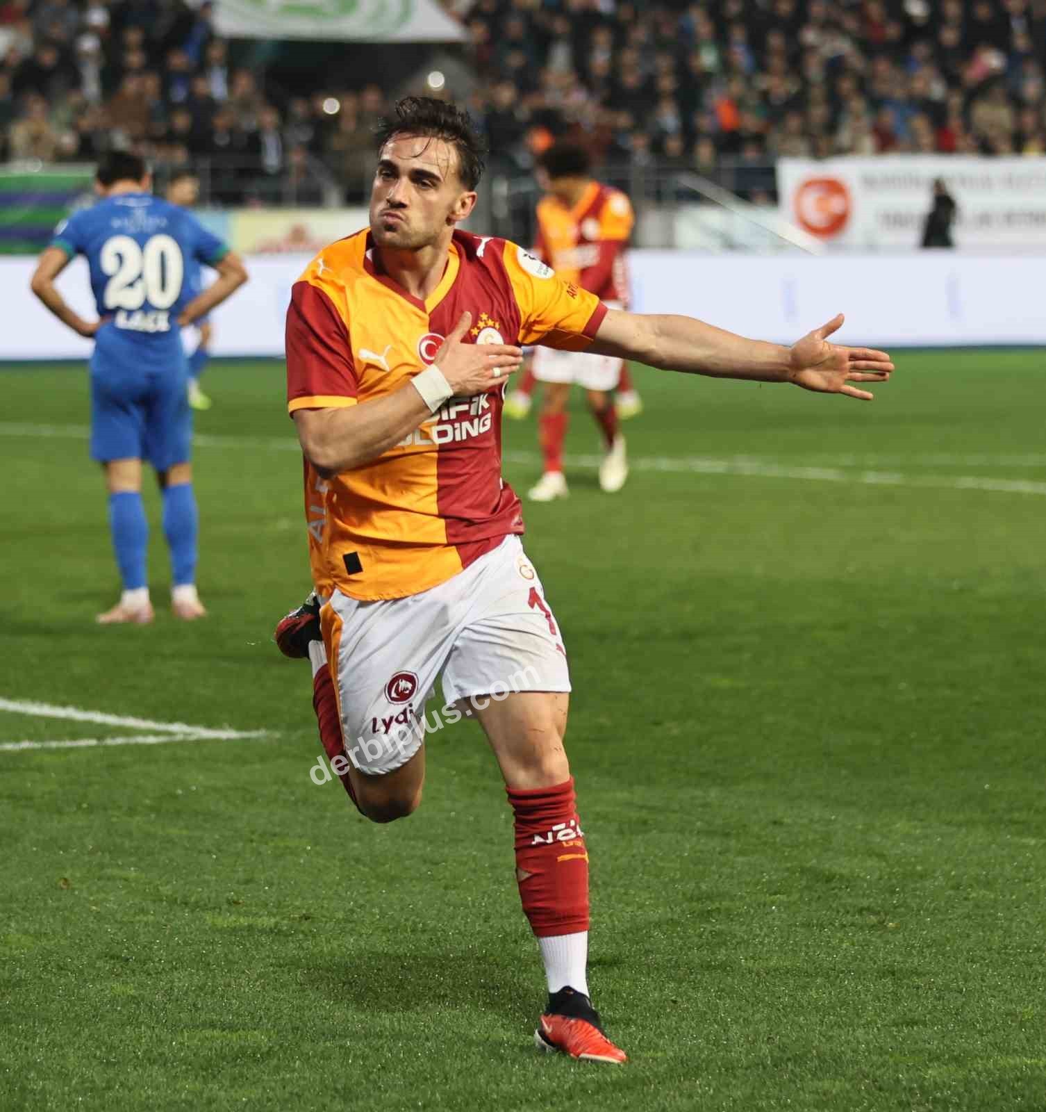 TRENDYOL SÜPER LİG'İN 21. HAFTASINDA ÇAYKUR RİZESPOR, SAHASINDA KARŞILAŞTIĞI GALATASARAY'A 3-0 MAĞLUP OLDU.